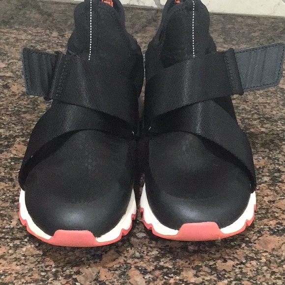 Sorel Women’s Size 9 Kinetic Sneaker High Top Strap Black Mesh Upper Velcro - Picture 12 of 15